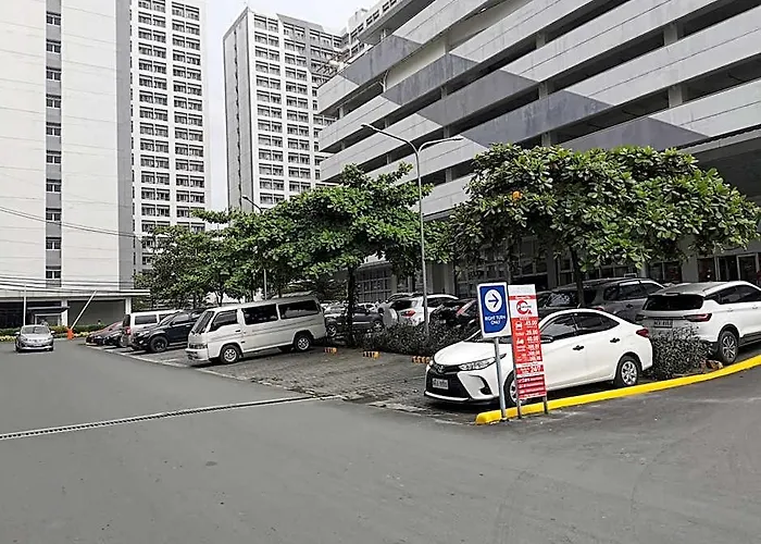 Apad@graceresidences Nr Bgc Hotel 3*